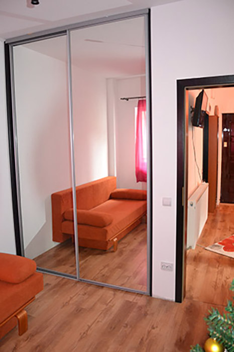 Dressing Red Dressing Red