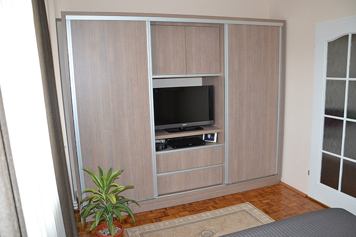 Dressing Serena Dressing Serena